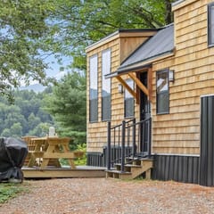 Haven Tiny House w hot tub on river near Stowe