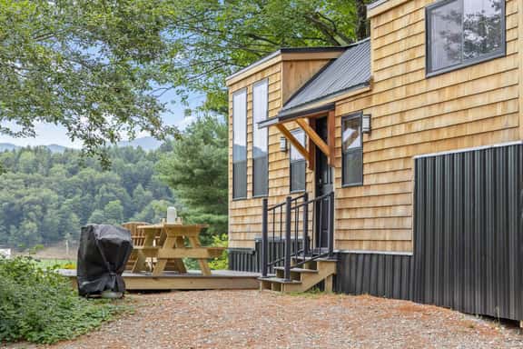 Haven Tiny House w hot tub on river near Stowe - Image 1